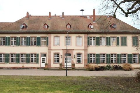 großes Gebäude, Löwsches Florstadt Schloss Staden